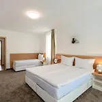 Sveti Dimitar ホテル 3*